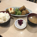 Taishu Izakaya Toriichizu Tachikawa Minamiguchi Ten - 唐揚げと南蛮の合盛り定食　550円