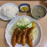 晃正 - エビフライ定食　740円　ライス大盛り＋100円