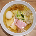 麺屋 彩音 - 料理写真:特製塩