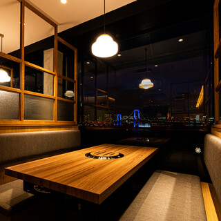 Stylish and spacious interior◆Seats where you can enjoy the night view of Odaiba are also available.