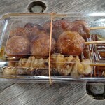 Michi no Eki Tamakawa Kobushi no Sato - 焼鳥を購入し施設内で頂く。