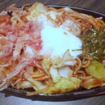 鉄板焼き居酒屋 鉄神 - ソース焼きそば（豚肉） ￥780