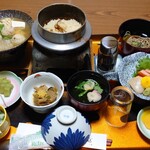 偕楽苑 - 料理写真:部屋食　全景