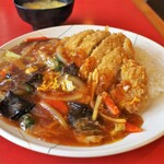 あけぼのラーメン - 料理写真:中華カツ丼