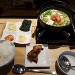 韓国家庭料理 さがの食堂 - 