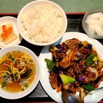 Shanghai Yoen Shoryu Hokan - 茄子と挽き肉炒めランチ　これに小籠包が付いて税込800円