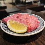 Sukoshi Zeitakuna Umai Yakiniku Yusui Hachimanyamaten - 