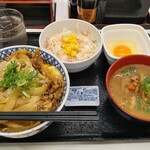 吉野家 - 月見牛とじ丼肉2倍盛り(秋限定)+Aセット(とん汁)