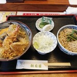 朝日屋 - そば・うどん定食