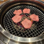 Wagyu Yakiniku Yakuniku Shinjuku Higashiguchi Ten - 