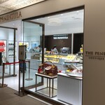 The Peninsula Boutique & Cafe Shinmarubiru Ten - 外観