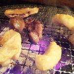 Sumibi Yakiniku Taiyo - 2012.2.12 ホルモン388円 トントロ388円 ミノ688円 ツラミ388円 ガツミノ288円 生中はクーポン使用で288円が2ハイ