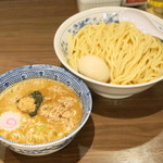 六厘舎 TOKYO - 料理写真:2013.5 得製つけ麺（1,050円）＋大盛券（100円）麺量430g