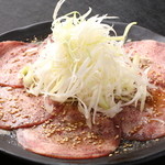 焼肉ホルモン 極 - 