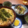 きみしま - 料理写真:親子丼＆豆腐サラダ＆いわしのピリ辛煮ランチ　850円