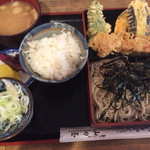 山田屋 - 天ぷら定食(850円)