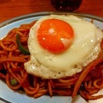 東京ナポリタン⑧ - 肉ナポリタン＋目玉焼