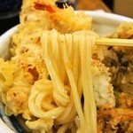 うどん 兎麦 - 全部入りぶっかけ（うどん）