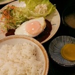 味処 いこい - ハンバーグ定食 1150円！