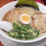 ごとくラーメン - 豚骨醤油ごとくらーめん＋背脂多め