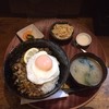 どんぶりcafe Bejana - 料理写真:ガパオ丼セット（ドリンク付