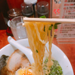 ごとくラーメン - ごとくらゥ〜めん 麺リフト