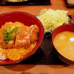 Gohan Dokoro Katsu An Fukuchiyama Ten - かつ丼120g+キャベツ+とん汁