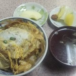 竹葉軒 - カツ丼 700円