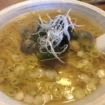 Kakuen - あさりラーメン700円大盛100円増し