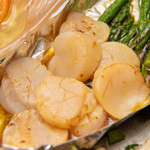 Grilled Scallops with Butter Soy Sauce