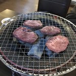 焼肉青梅 - 