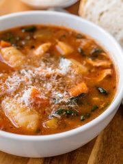 Italian Chicken and Autumn Veggie Soup | thecozyapron.com