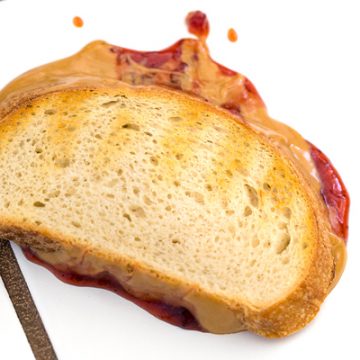 Fallen PBJ | thecozyapron.com