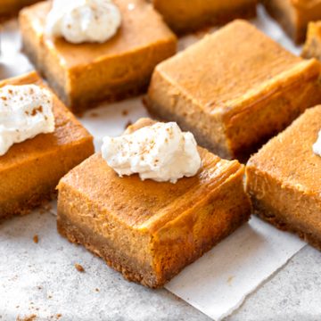 Pumpkin Pie Bars | thecozyapron.com