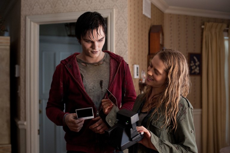 Nicholas Hoult and Teresa Palmer in Warm Bodies