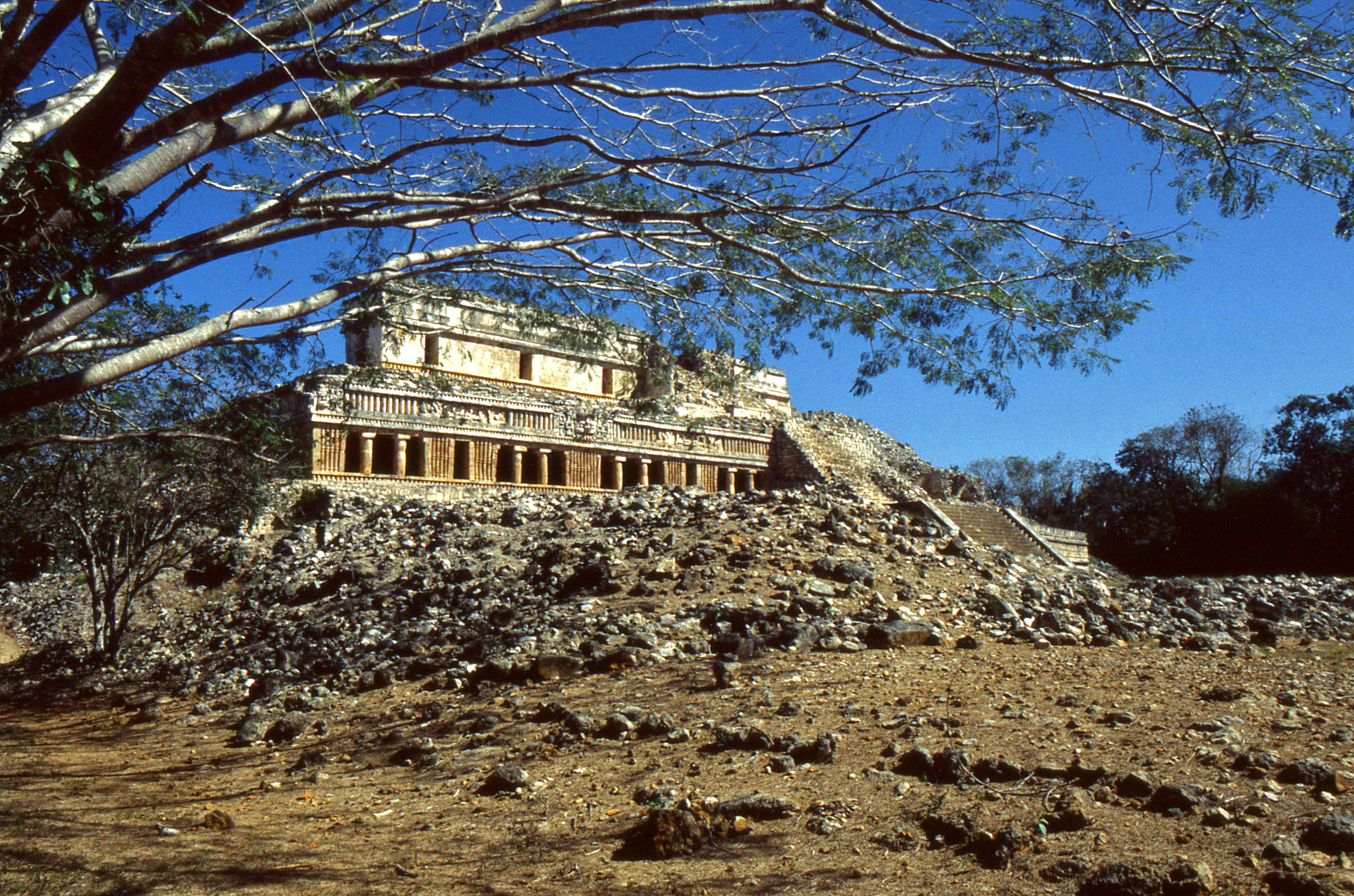 Great Palace (21979002031).jpg