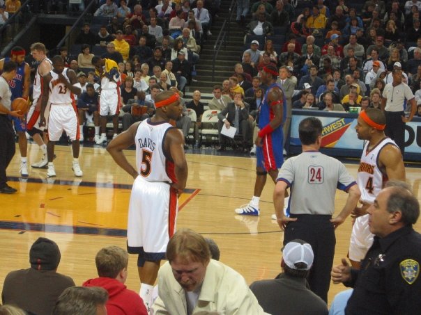 File:Baron Davis 2005 GSW debut 4.jpg