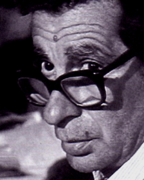 File:Youssef Chahine in Cairo 1986.jpg