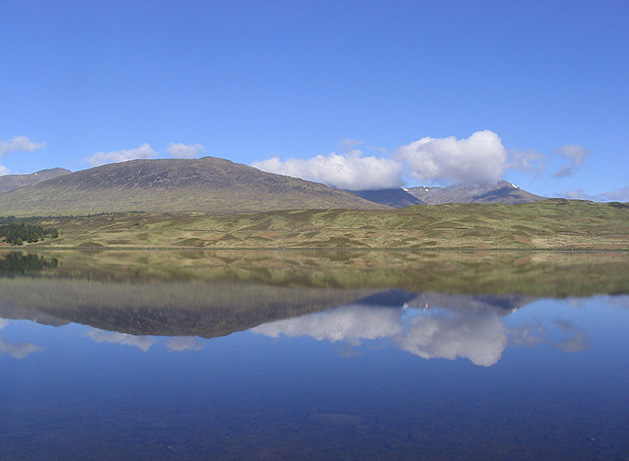 File:Loch Tulla - geograph.org.uk - 434870.jpg