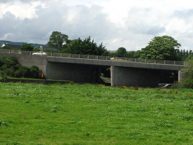 File:Bridge over river Barrow - geograph.org.uk - 502673.jpg