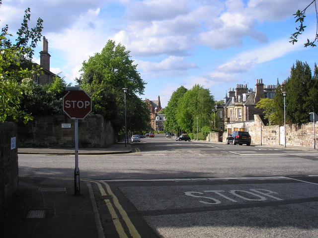 File:Lauder Road - geograph.org.uk - 452627.jpg