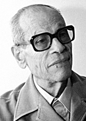 File:Nagib Mahfouz.jpg