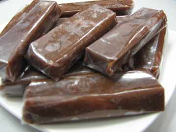 File:Dodol susu.JPG