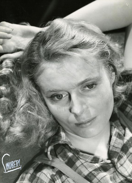 File:Ingrid Östergren ca 1949.png