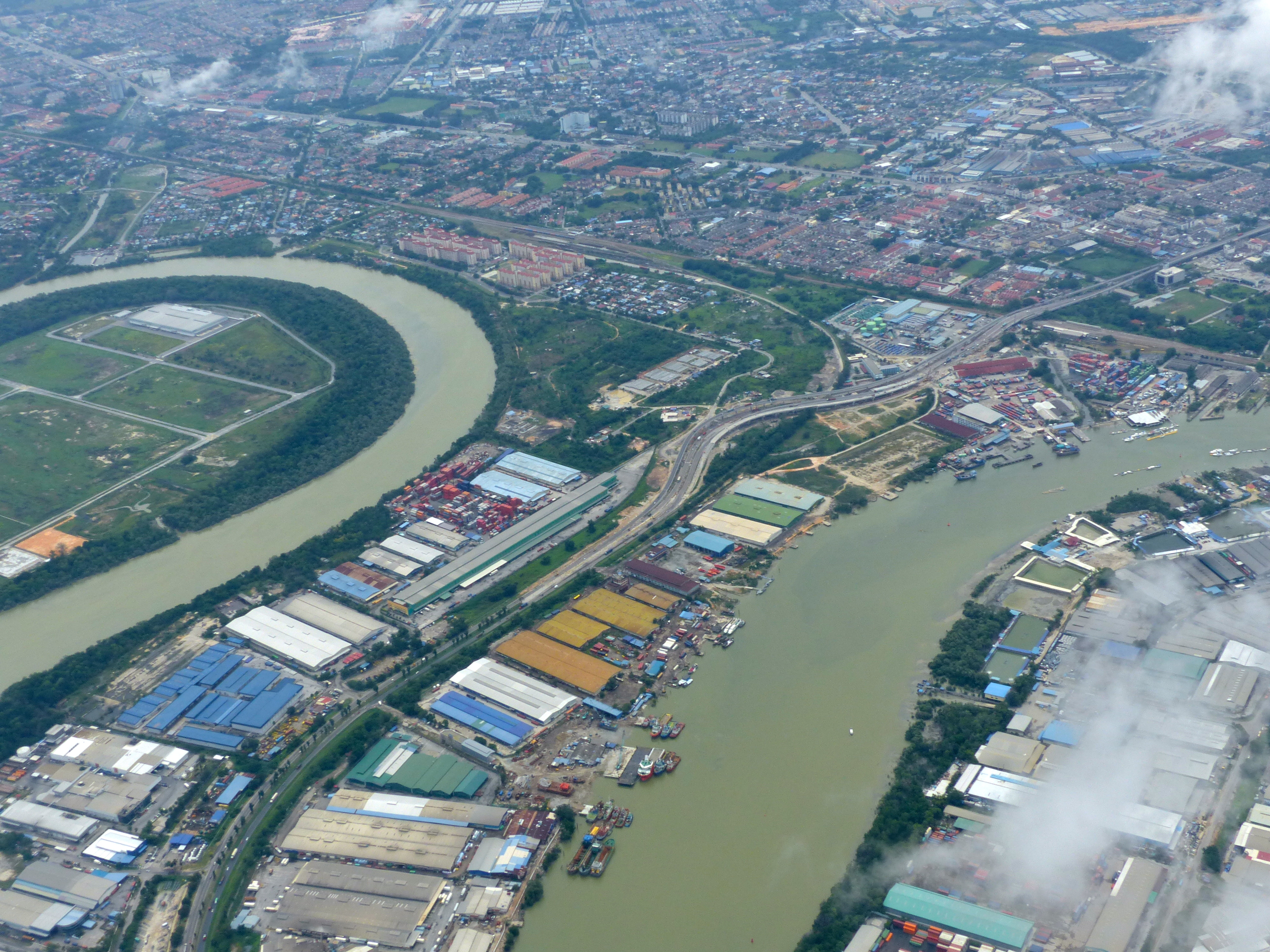 Leaving Sarawak (15705211530).jpg