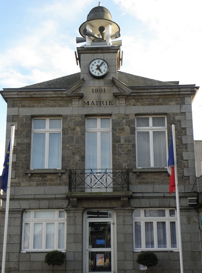 File:Pleurtuit (35) Mairie.jpg