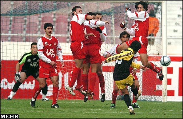 File:2004–05 Persian Gulf Pro League, Persepolis 0-2 Foolad (14).jpg