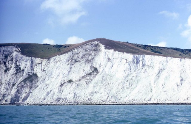 File:Cliffs at Beachy Head - geograph.org.uk - 1134733.jpg