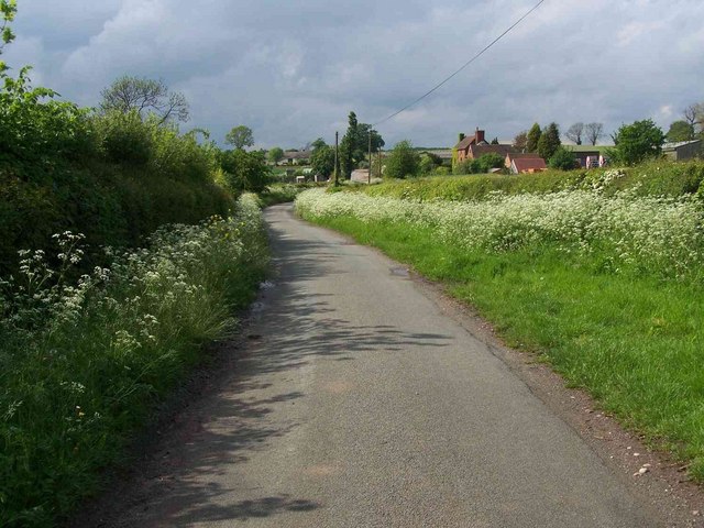 File:Lane Near Woodhouse Farm - geograph.org.uk - 434395.jpg