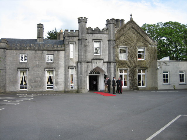 File:The Abbey Hotel - geograph.org.uk - 167248.jpg